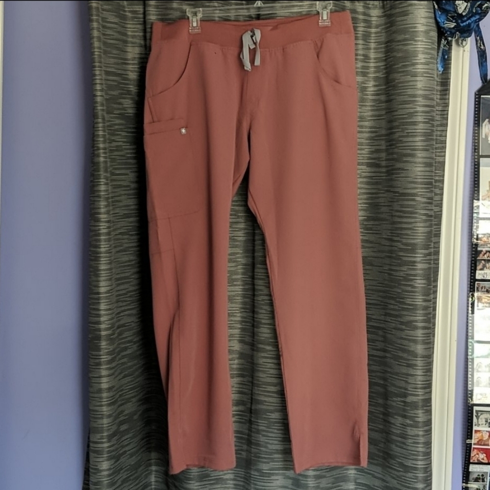Mauve FIGS tall kade cargo scrub pants,